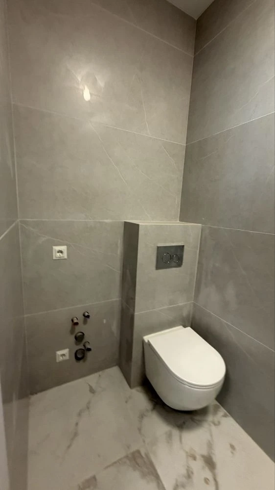Synergia City, renovated, unfurnished, 3 floors