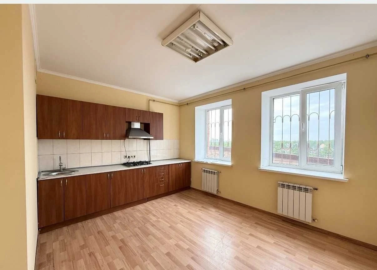 Apartment for Sale, Irpin Center. Own boiler room. Government programs -