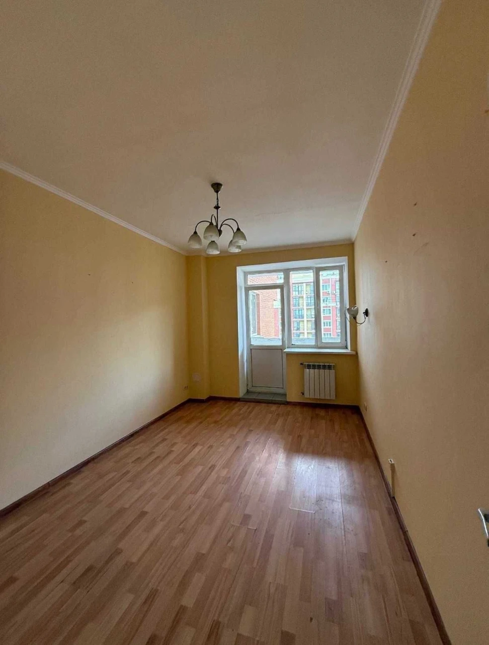Apartment for Sale, Irpin Center. Own boiler room. Government programs -