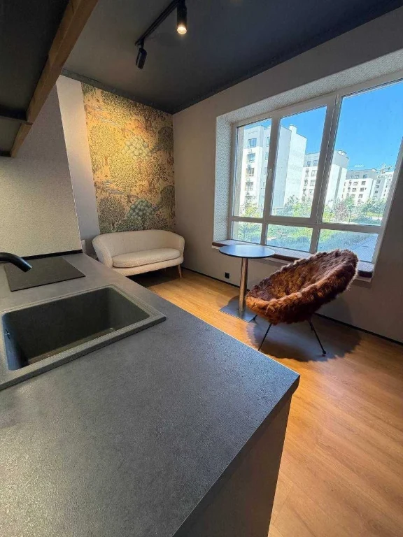Apartment for sale with designer renovation in the "Molodist" residential complex