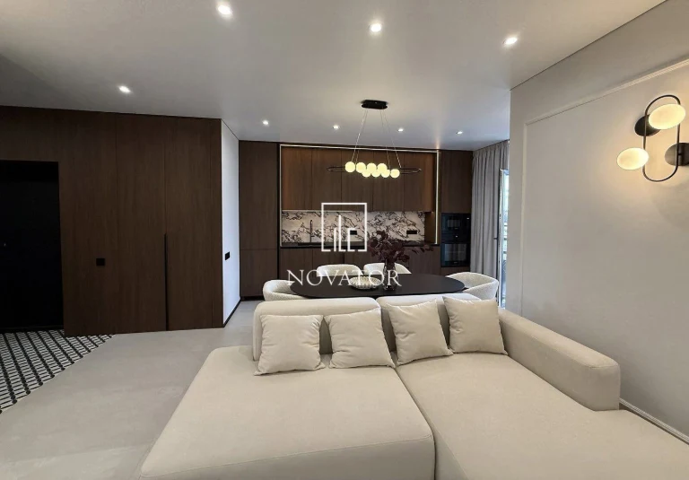 Терміново продам! Квартира, 3-кімн., 92 м², з ремонтом мебля