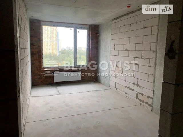 Sale of 2-room apartment 77.7 sq. m. on Knyazya Romana Mstislava Street