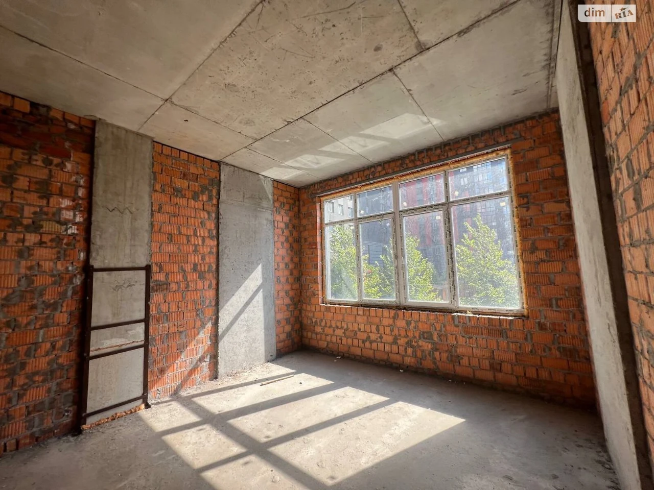 Apartment for Sale in Romaniвка