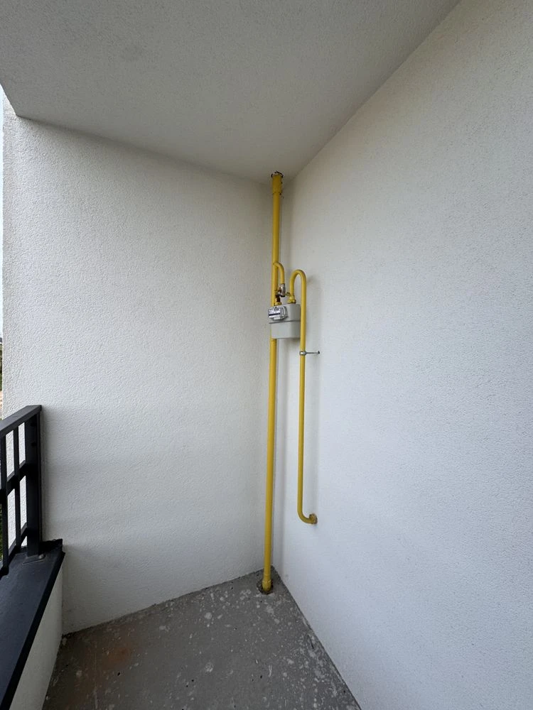 For Sale: 1-bedroom apartment in Irpin – Synerhiya City Residence, 41 m², 5/9, view of the waterfront