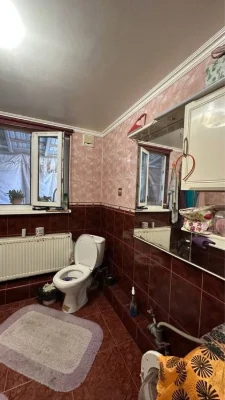 Продам 4-х комнатную квартиру на Колонтаевской.