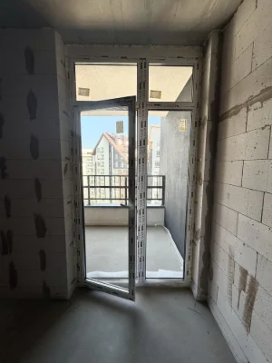 Most affordable 1-room apartment in the Synergy City residential complex! Two-sided