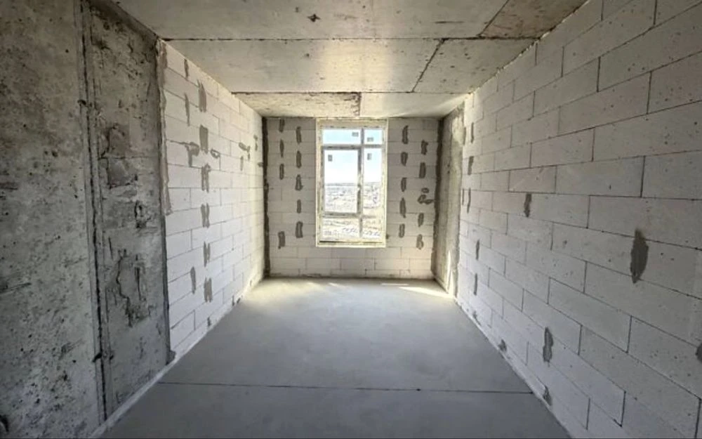 Most affordable 1-room apartment in the Synergy City residential complex! Two-sided