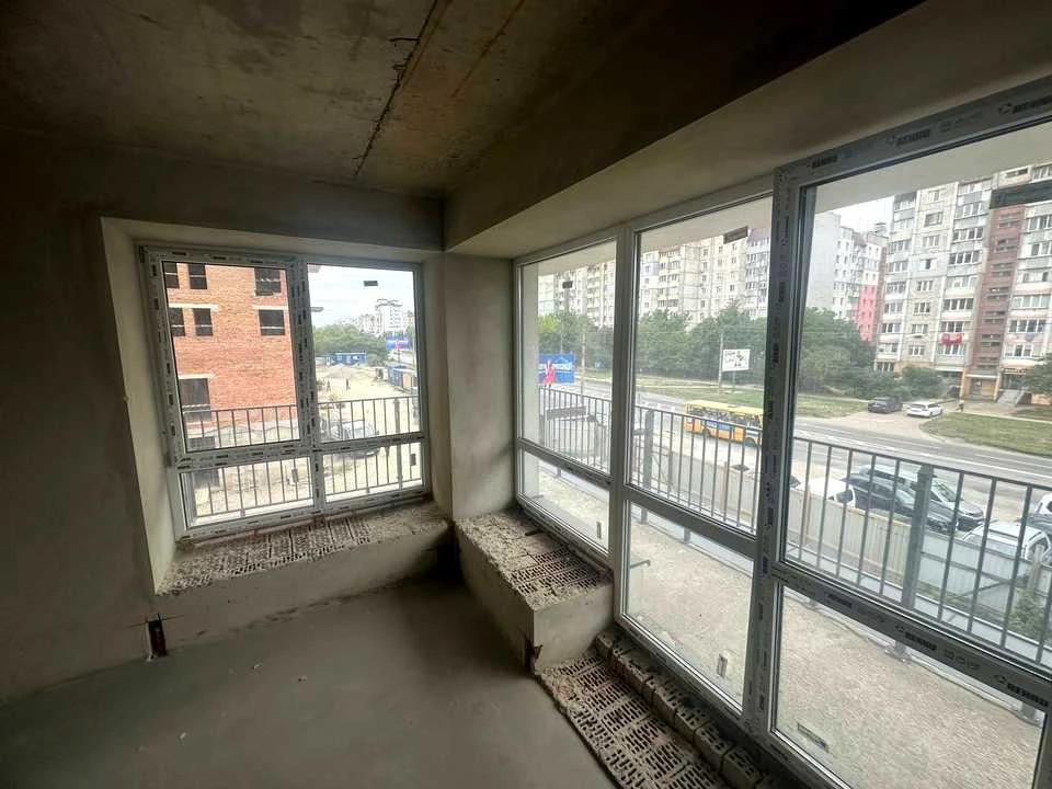 Квартира. Івано-Франківськ, Володимира Івасюка вул., (Будино