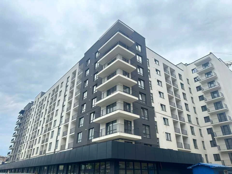 Квартира. Івано-Франківськ, Володимира Івасюка вул., (Будино
