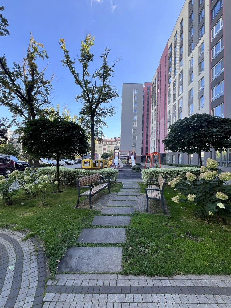 Продаж 1к квартири  40 м² з меблями та технікою. Держпрограм