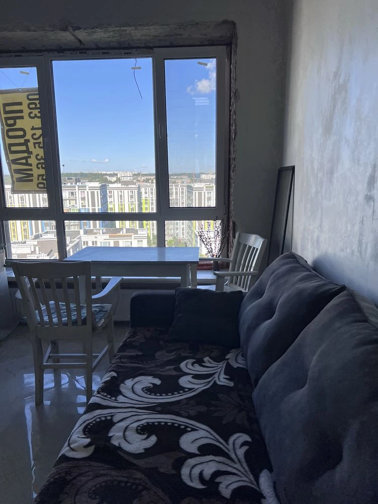 Продаж 1к квартири  40 м² з меблями та технікою. Держпрограм