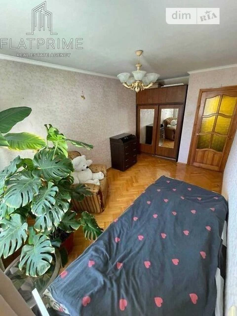 Sale of 3-room apartment 85 sq. m. on Levka Lukyanenka St. 13A • I