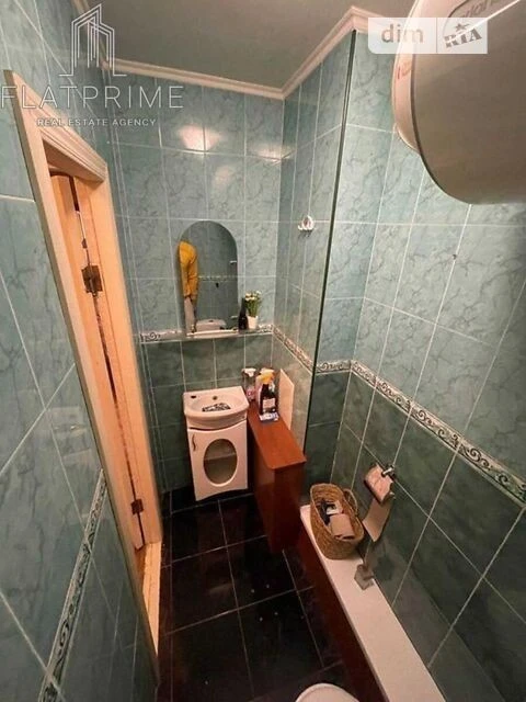 Sale of 3-room apartment 85 sq. m. on Levka Lukyanenka St. 13A • I