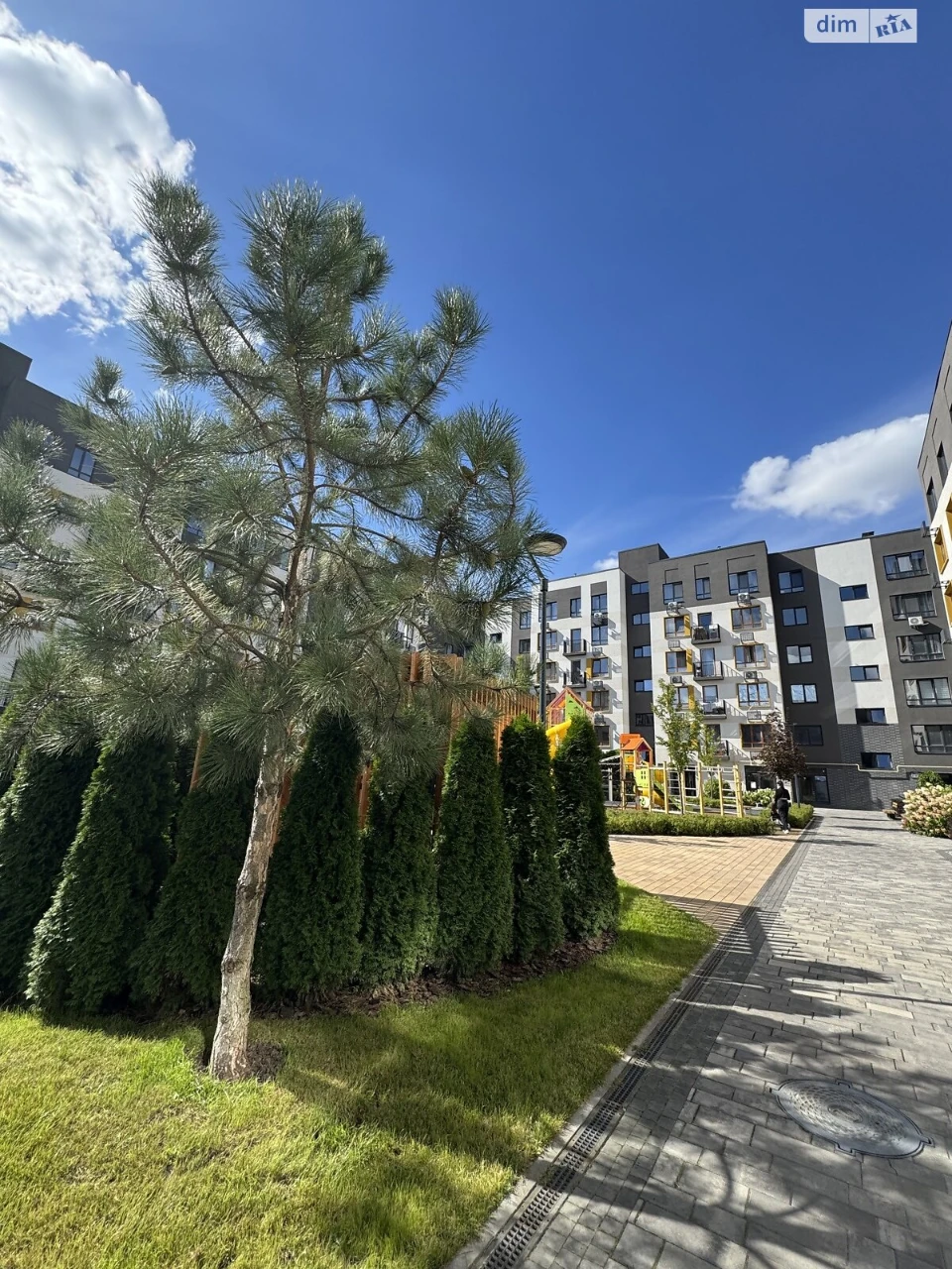 Продаж Квартира Романівка