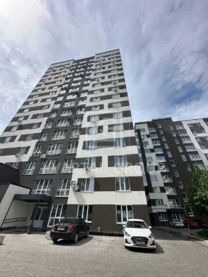 Продам 2к квартиру з кухнею-студією 63м2/Центральний Парк/Ло