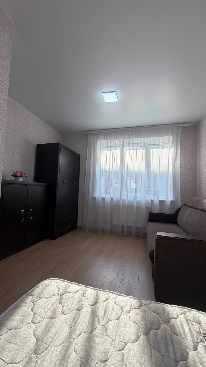 Sale of a 1-bedroom apartment near Central Park