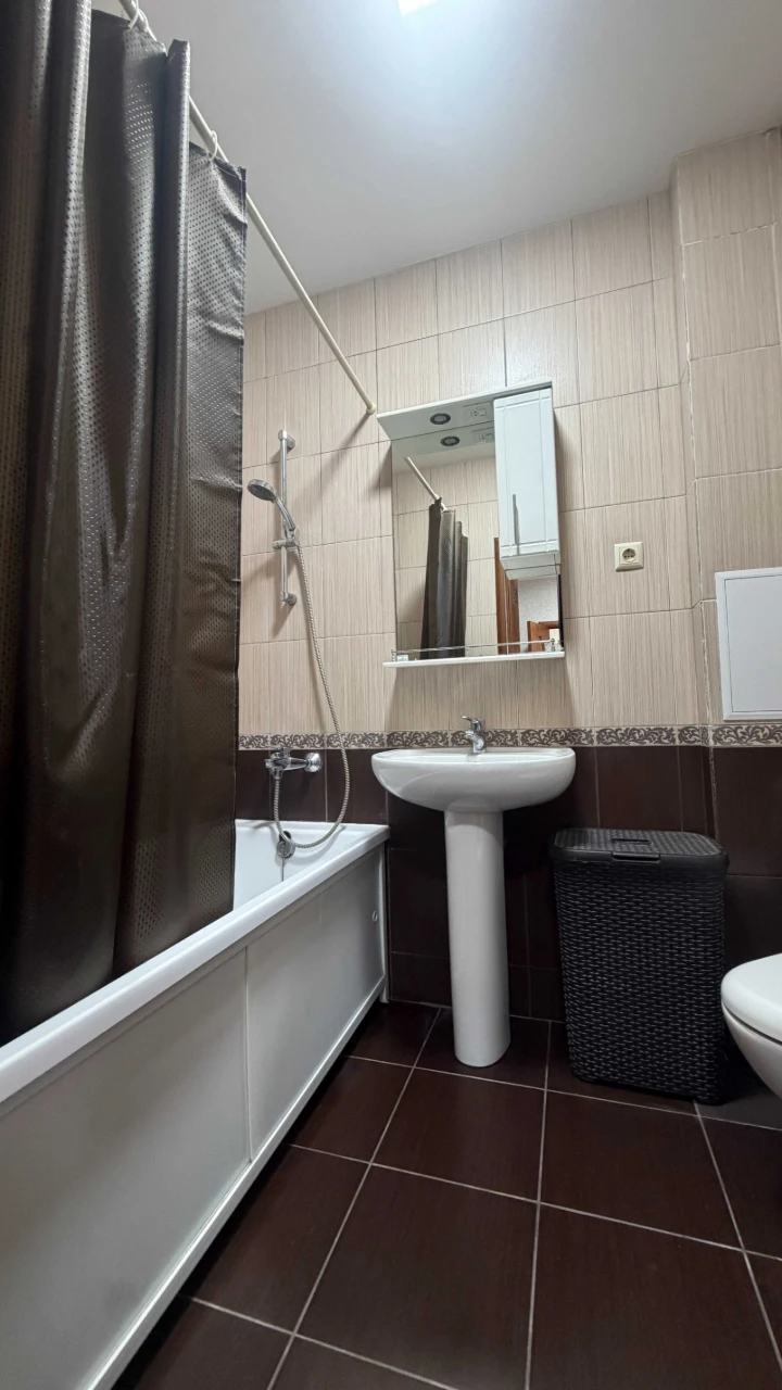 Sale of a 1-bedroom apartment near Central Park