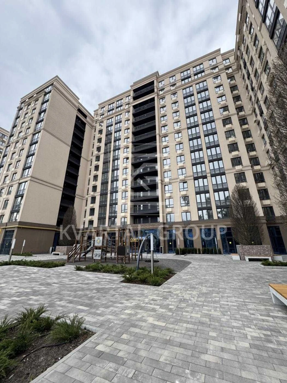 Продаж 2к квартири площею 55м2 на середньому поверсі в ЖК Бі