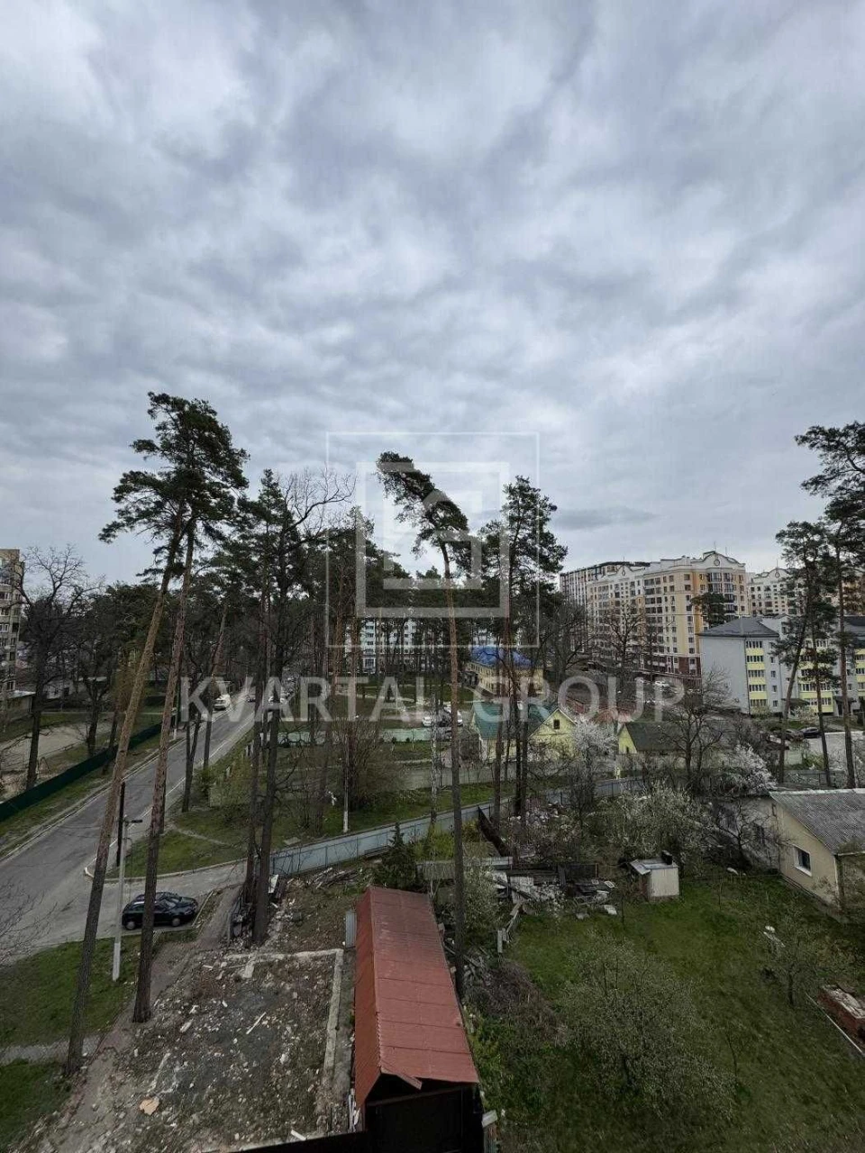 Продаж 2к квартири площею 55м2 на середньому поверсі в ЖК Бі