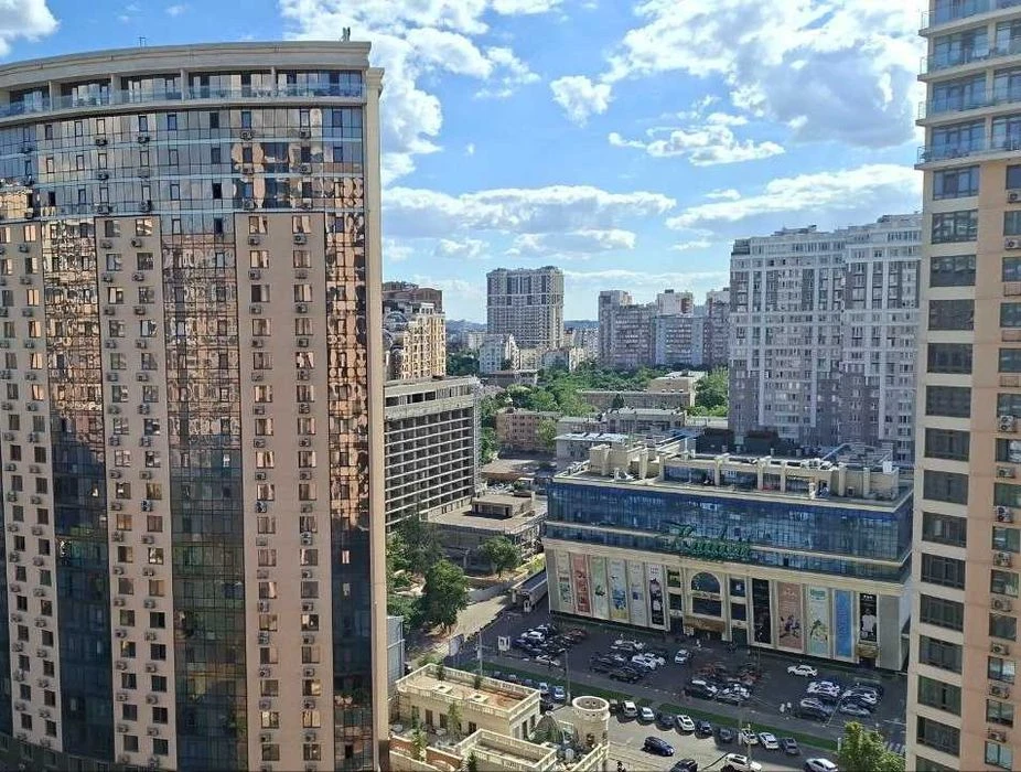 Продам эксклюзивную 1-комнатную квартиру в Аркадии, в жил