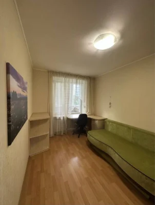 Квартира в продажу, 2 окремі кімнати, 6/9 поверх