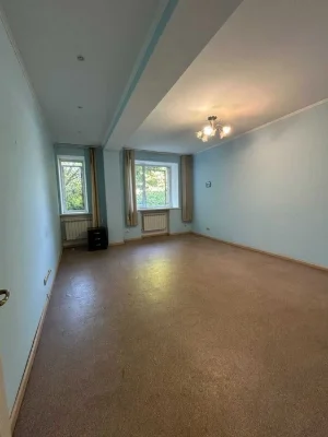Продам 2к квартиру на ул. Суворова, 79м.кв