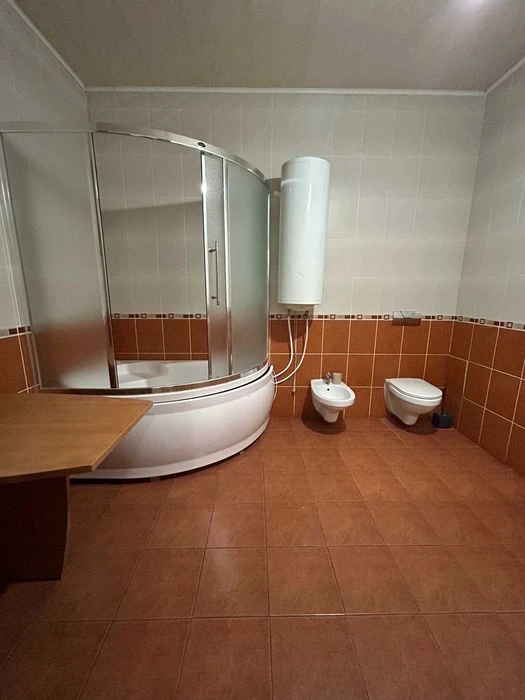 Продам 2к квартиру на ул. Суворова, 79м.кв