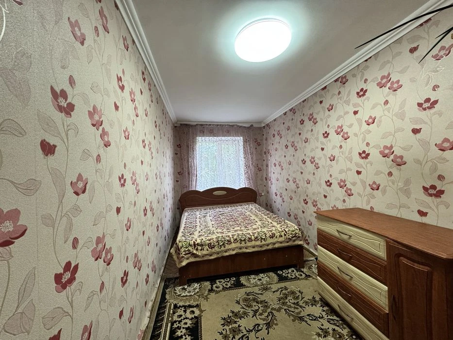 Продам 3-х кімнатну квартиру на Степана Бандери