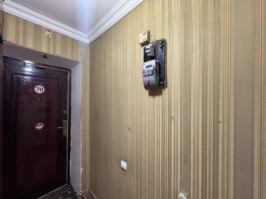Продам 3-х кімнатну квартиру на Степана Бандери
