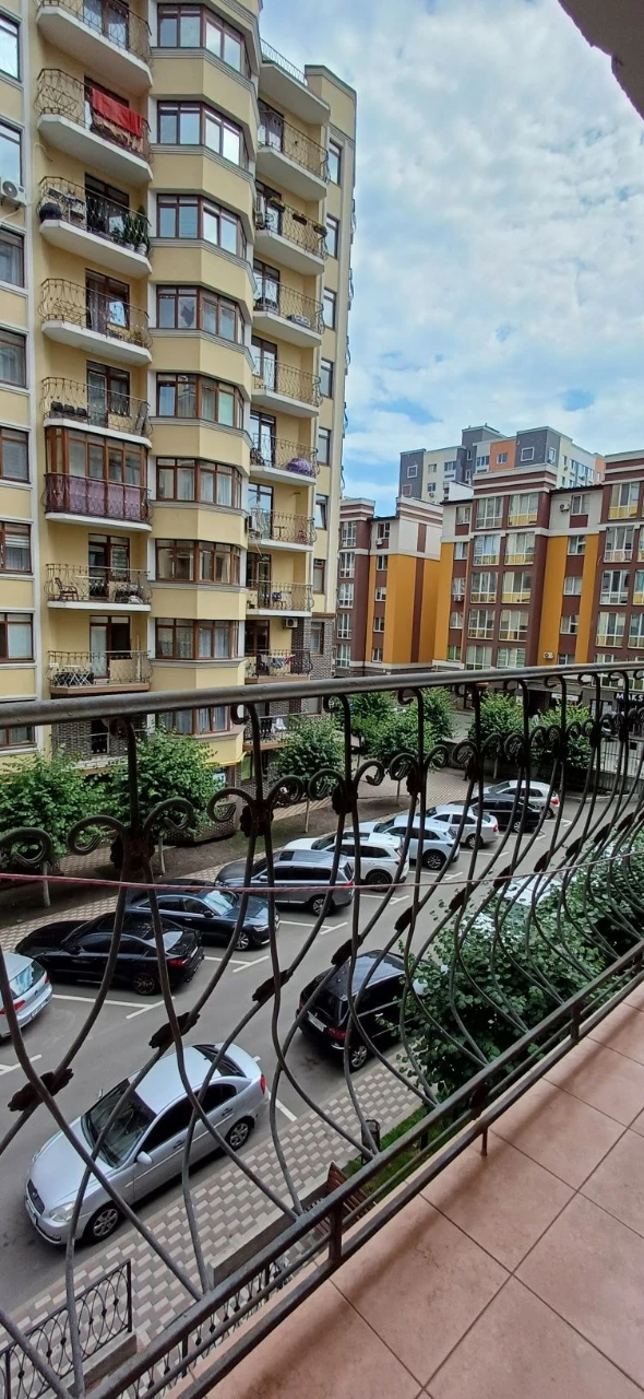 1-room apartment renovated, with gas, balcony in Rich Town