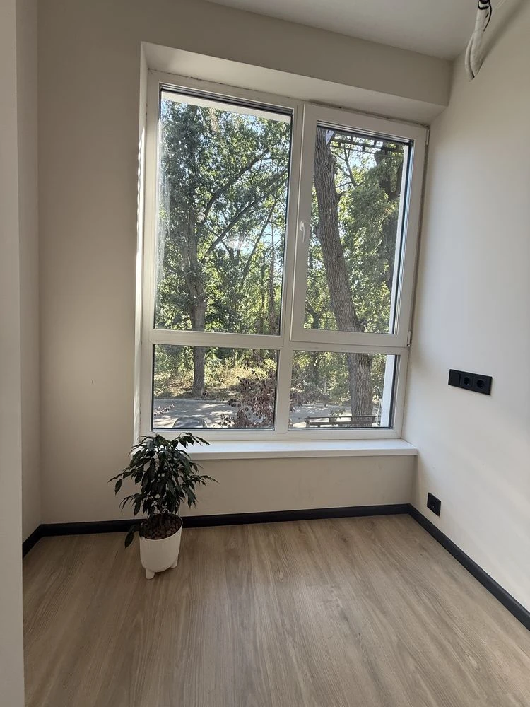 One-bedroom apartment for sale with gas, Irpin. Near a stop.
