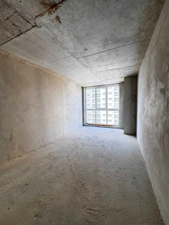 Apartment for Sale at a Great Price, Minimal Taxes!