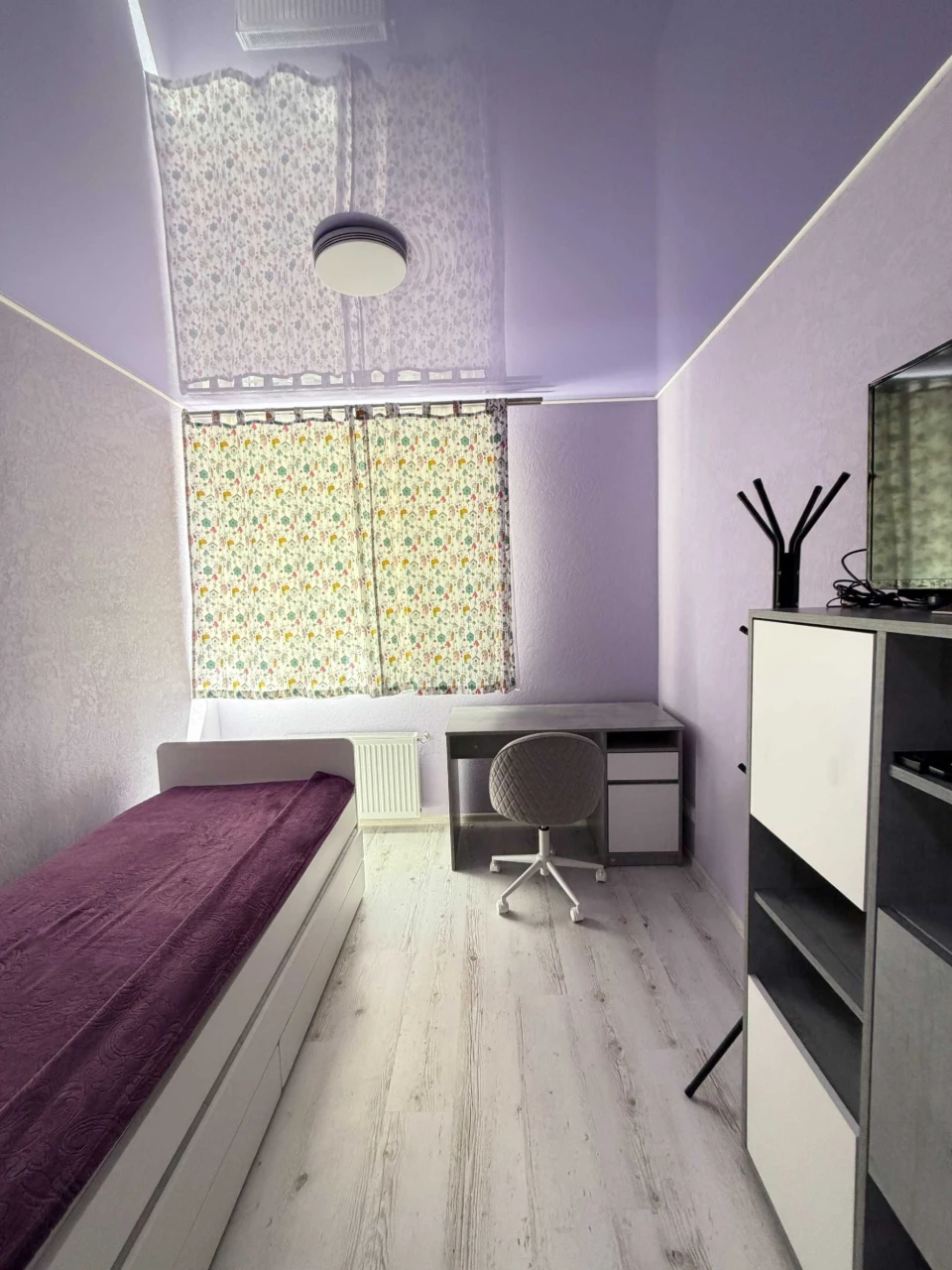 Park Mama. 2 rooms with renovation. State programs.