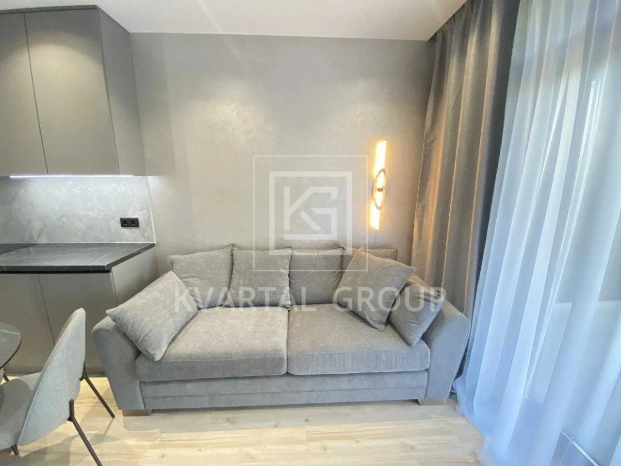 For Sale: 1-bedroom apartment with renovation in Utlandia Residence. Certificate