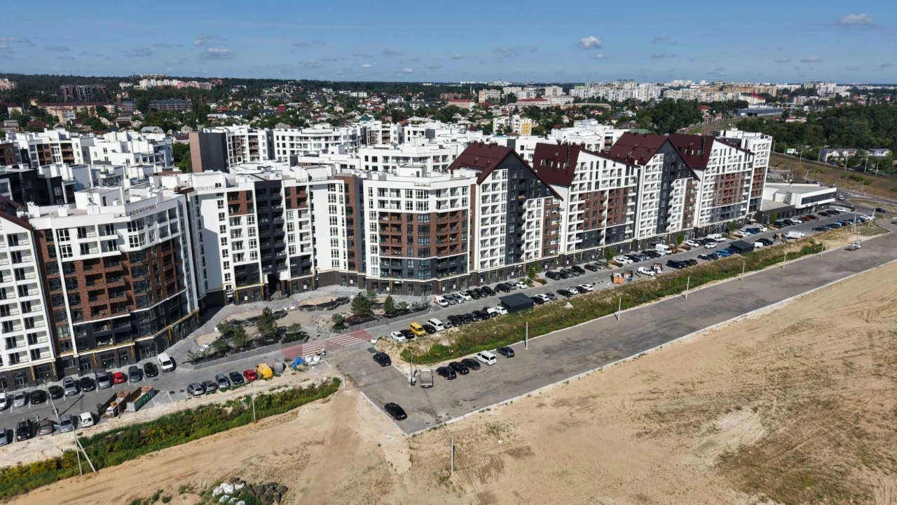 Sale of an apartment in a new building with a shelter. Synergy City - city within a city
