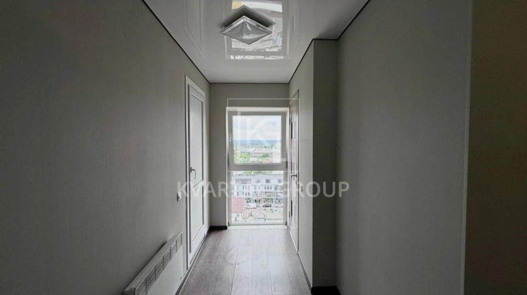 Квартира в центрі з балконом! 37500$ терміново
