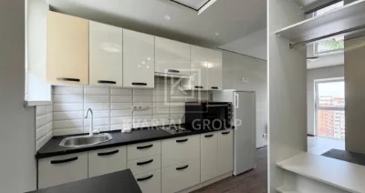 Квартира в центрі з балконом! 37500$ терміново