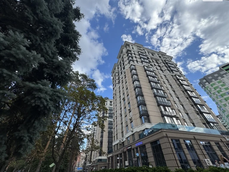 Продаж Квартира Романівка