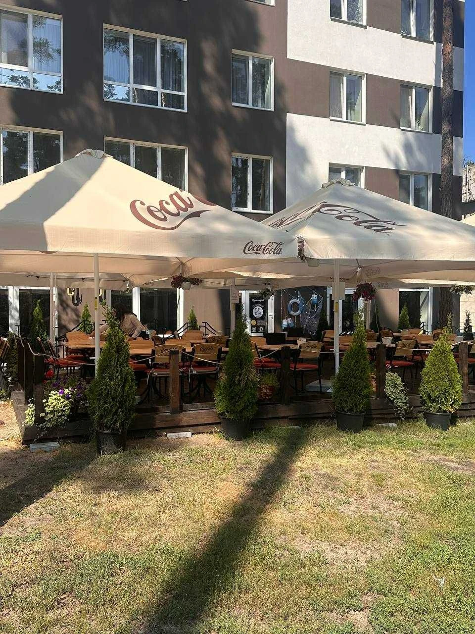 For Sale 2-bedroom apartment in Irpin. Classic colors.
