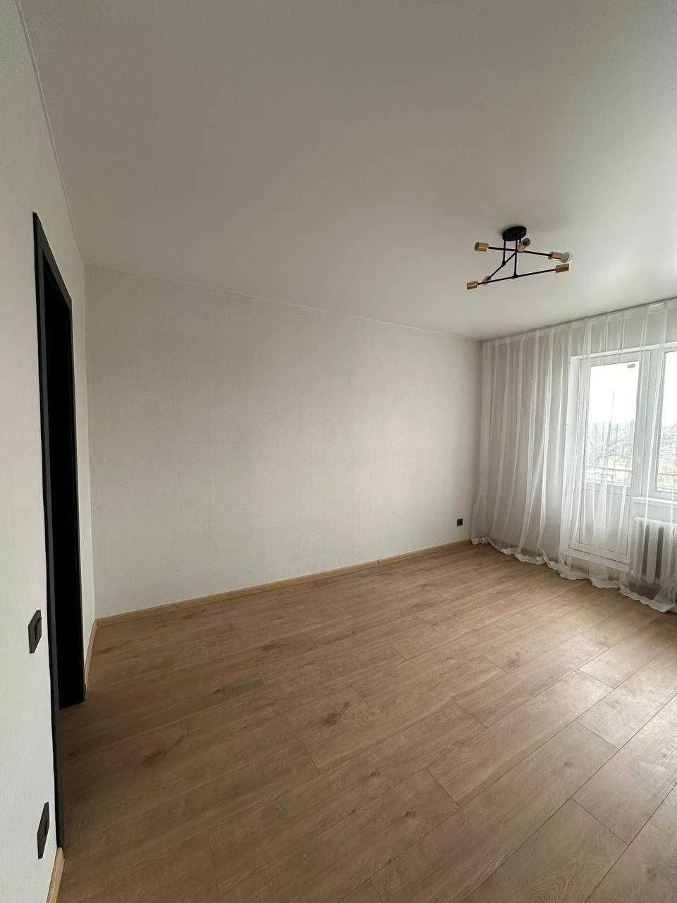 3 bedroom apartment. New renovation. Gas. Irpin'. 9th line.