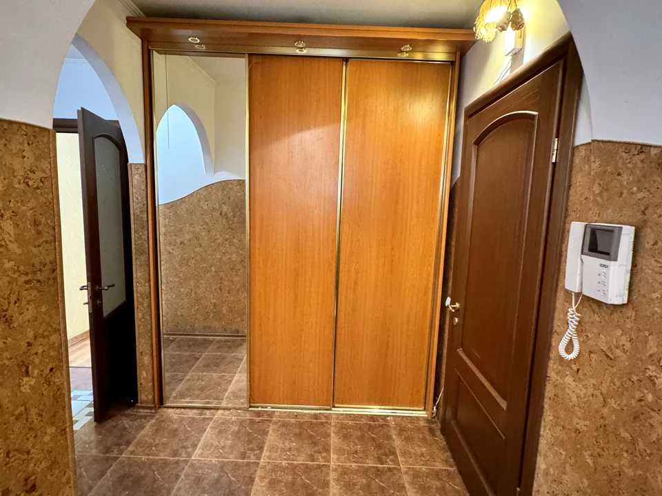 Apartment. Lviv, Trolleybusna Street.