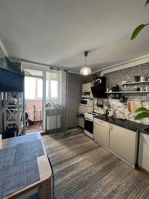 Продаж 1 кімнатної квартири Соломії Крушельницької вул., 15-