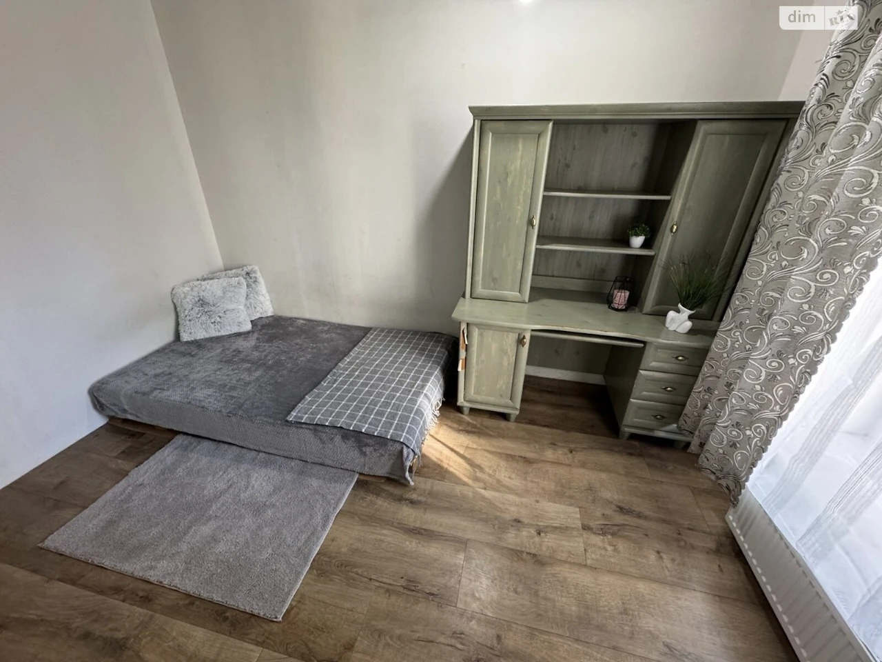 Flat for Sale