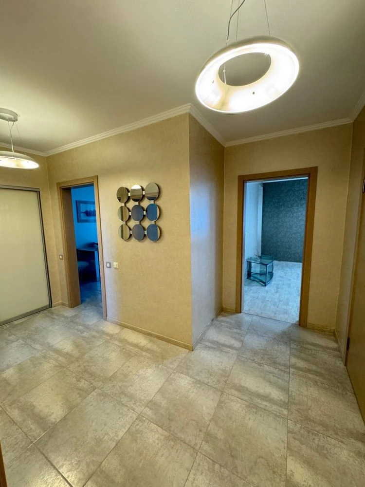 2-room apartment with renovation and furniture in the center of Irpin, 67 m²