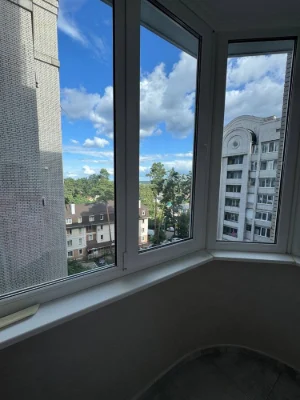 2-room apartment with renovation and furniture in the center of Irpin, 67 m²