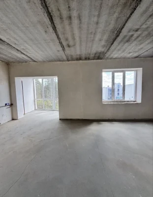 Sale of a full 3-bedroom apartment in a new residential complex in the city