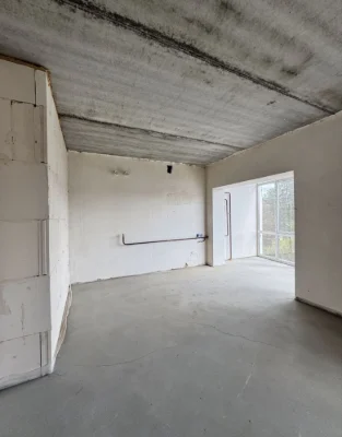 Sale of a full 3-bedroom apartment in a new residential complex in the city