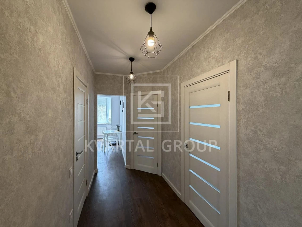 Spacious 2-bedroom apartment for sale, 50 m²