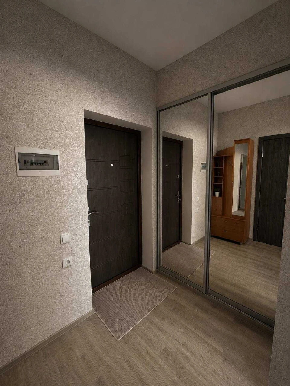 For Sale: 1-bedroom apartment with renovation, furniture and appliances. NO COMMISSION.