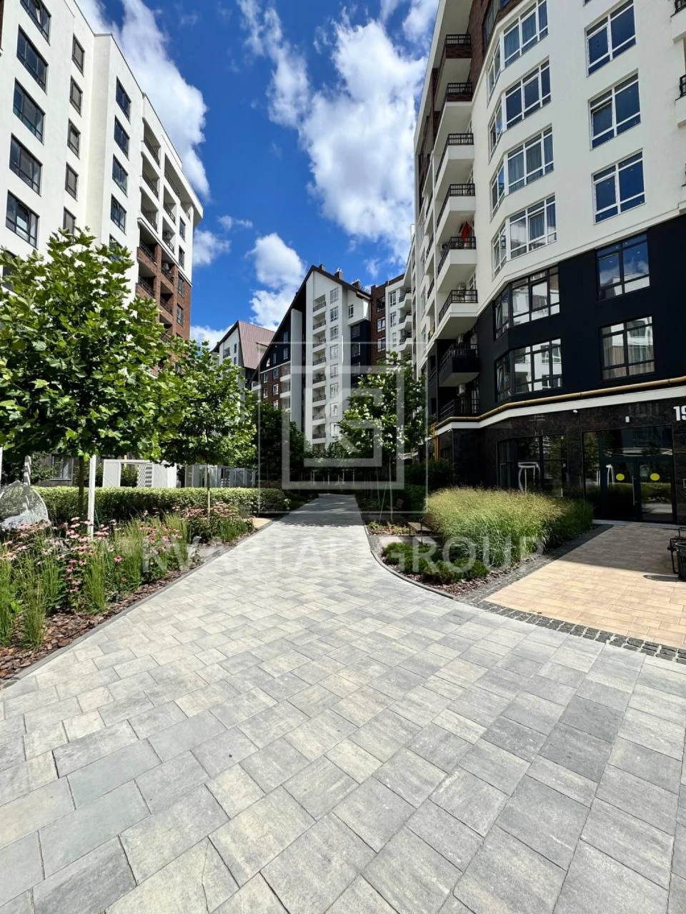 For Sale: 1-bedroom apartment with renovation in Synergy City Residence